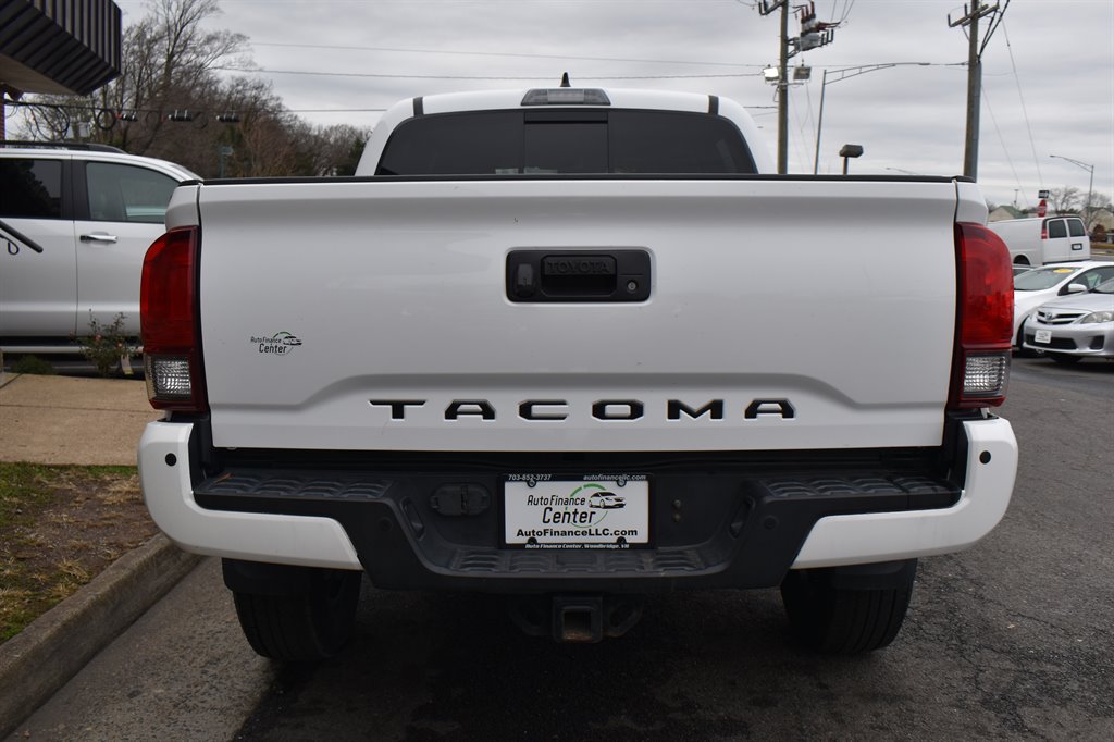 2018 Toyota Tacoma TRD Off Road photo 14