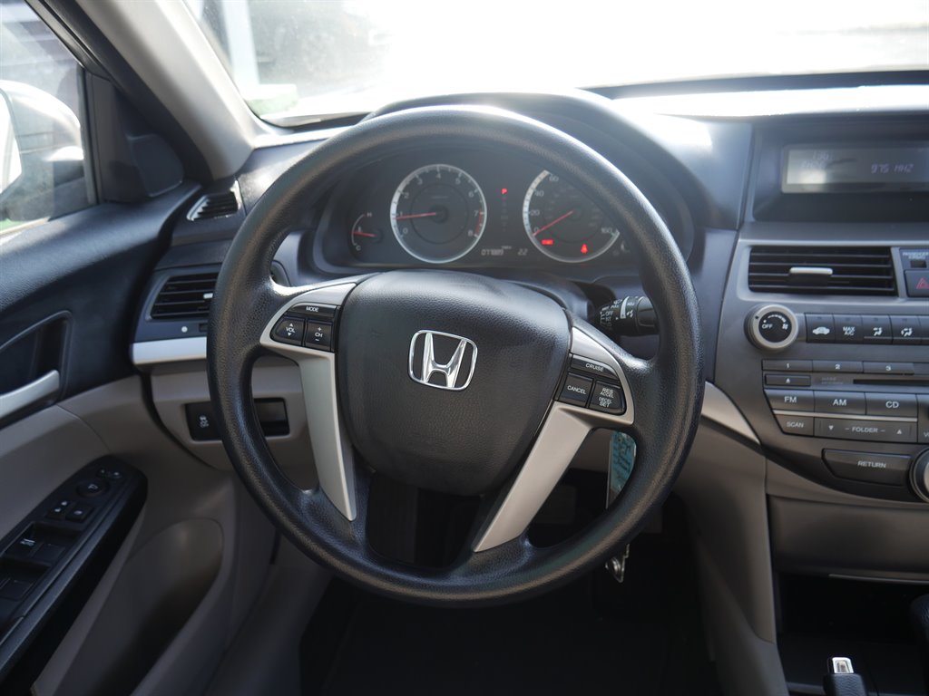 2012 Honda Accord LX photo 12