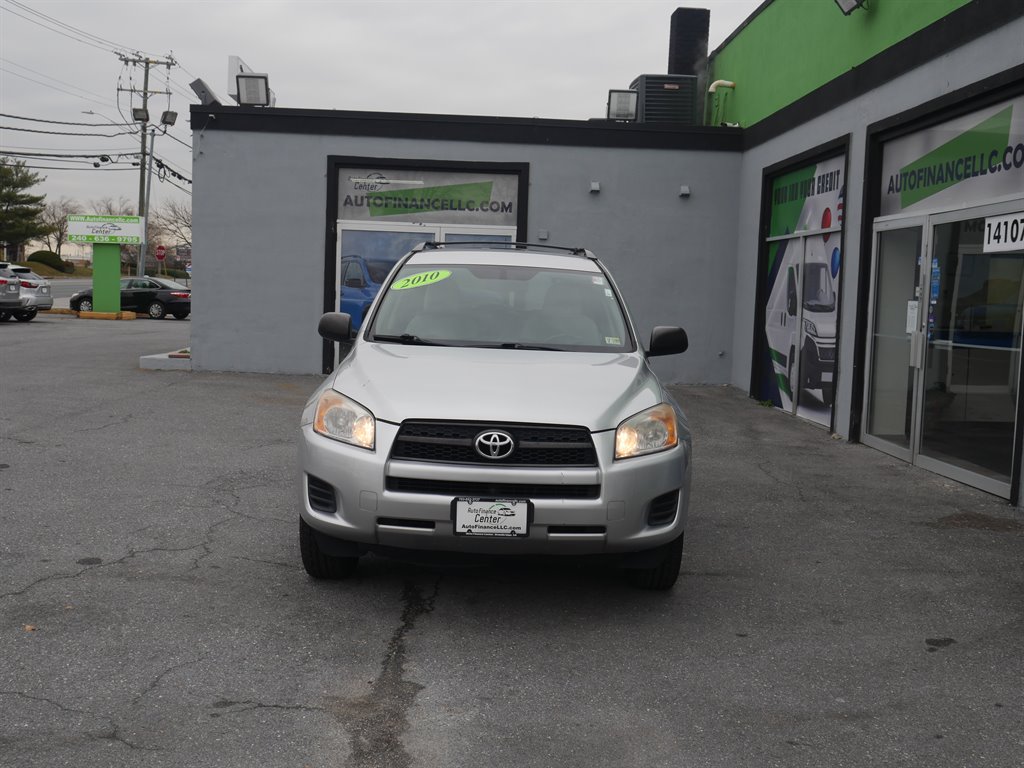 2010 Toyota RAV4 Base photo 3