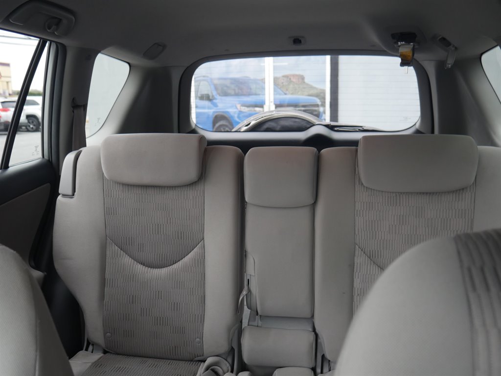 2010 Toyota RAV4 Base photo 11