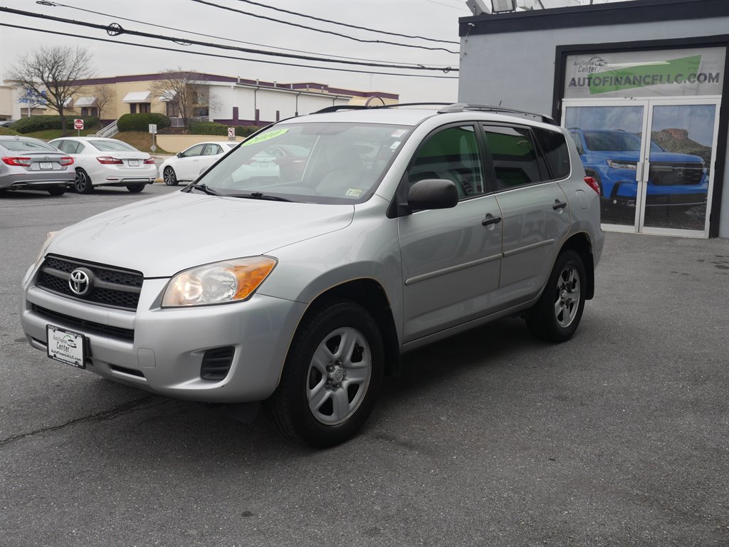 2010 Toyota RAV4 Base photo 4