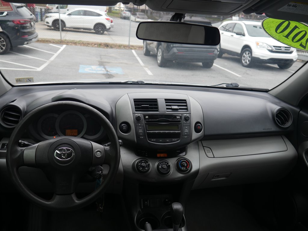 2010 Toyota RAV4 Base photo 12